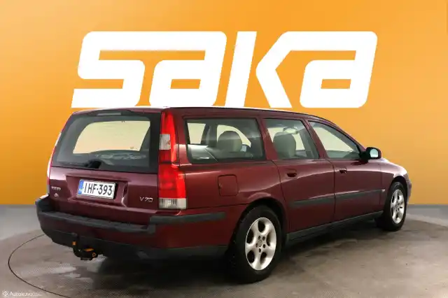 Punainen Farmari, Volvo V70 – IHF-393