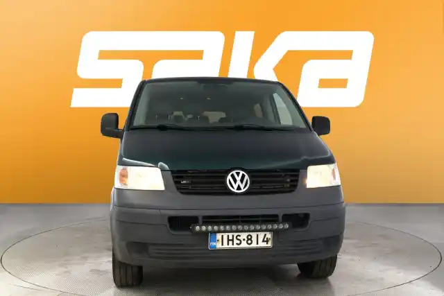 Vihreä Tila-auto, Volkswagen Caravelle – IHS-814