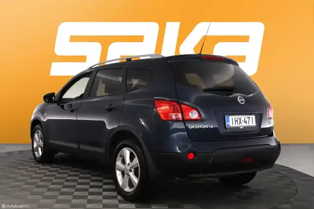 Sininen Maastoauto, Nissan Qashqai+2 – IHX-471