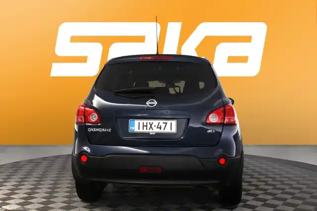 Sininen Maastoauto, Nissan Qashqai+2 – IHX-471