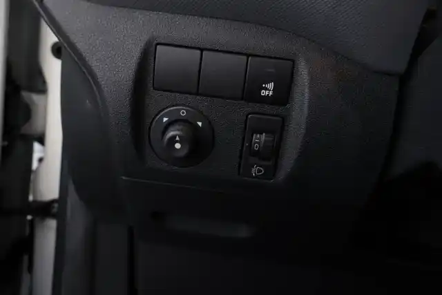 Valkoinen Pakettiauto, Citroen Berlingo Van – IJE-754