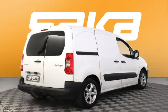 Valkoinen Pakettiauto, Citroen Berlingo Van – IJE-754