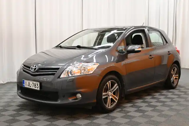 Harmaa Viistoperä, Toyota Auris – IJL-783