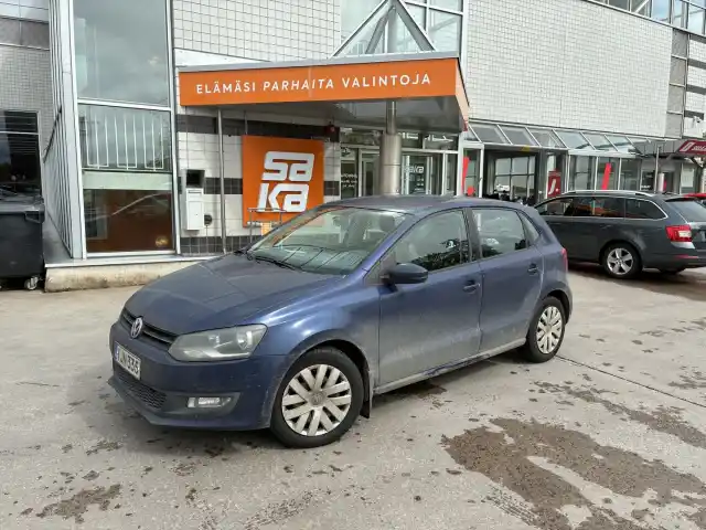 Sininen Viistoperä, Volkswagen Polo – IJN-335