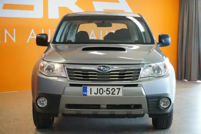 Hopea Maastoauto, Subaru Forester – IJO-527