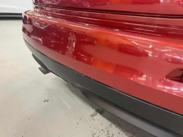 Punainen Viistoperä, Nissan Juke – IJV-937