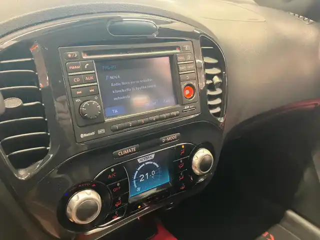 Punainen Viistoperä, Nissan Juke – IJV-937