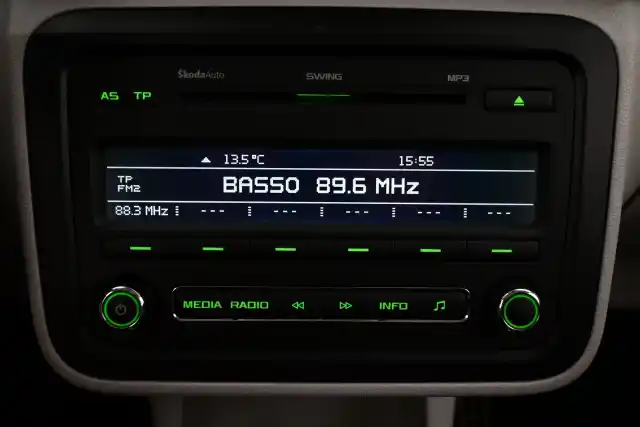 Monivär. Viistoperä, Skoda Fabia – IKA-782