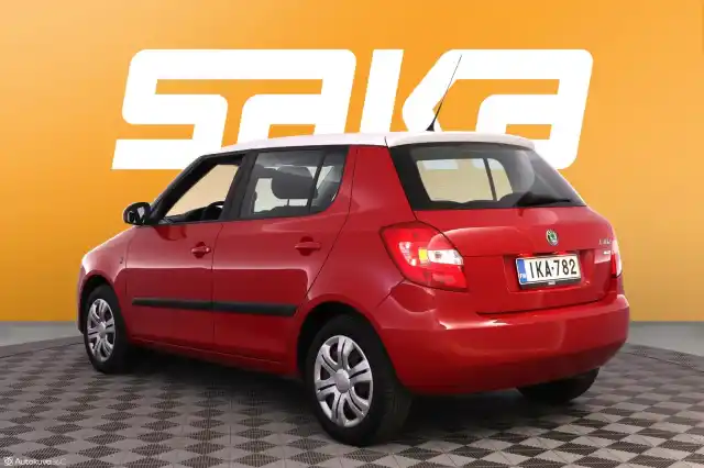 Monivär. Viistoperä, Skoda Fabia – IKA-782