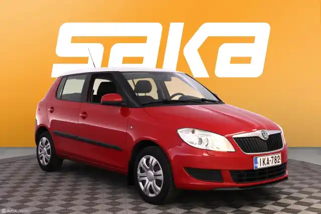 Monivär. Viistoperä, Skoda Fabia – IKA-782