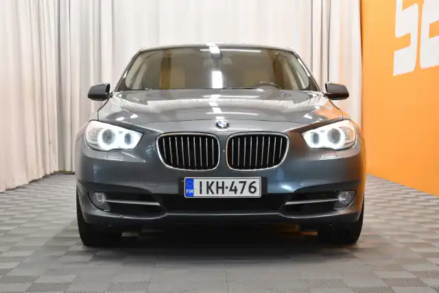 Sininen Sedan, BMW 530 GRAN TURISMO – IKH-476