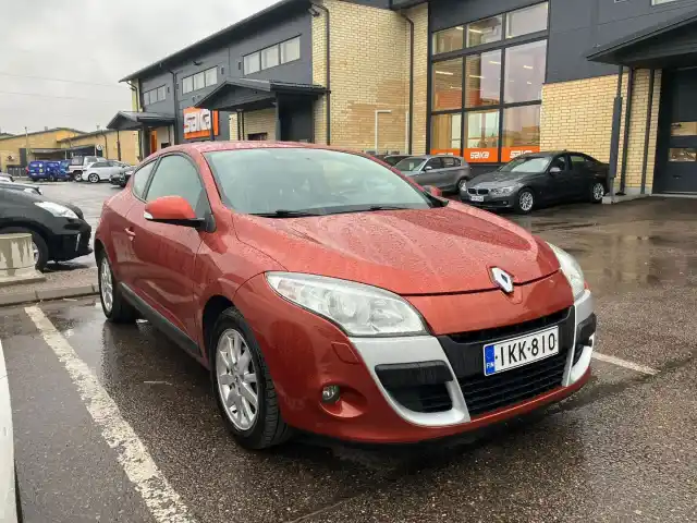 Oranssi Coupe, Renault Megane – IKK-810