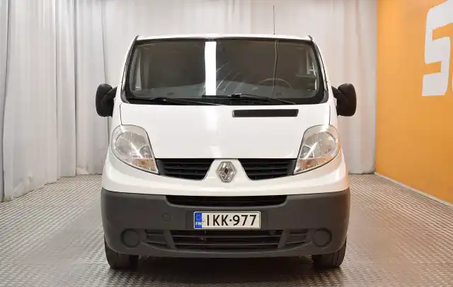 Valkoinen Pakettiauto, Renault Trafic – IKK-977