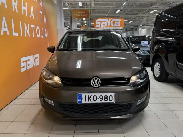 Ruskea Viistoperä, Volkswagen Polo – IKO-980