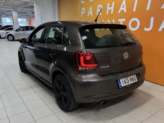 Ruskea Viistoperä, Volkswagen Polo – IKO-980
