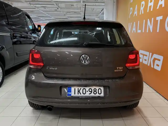 Ruskea Viistoperä, Volkswagen Polo – IKO-980