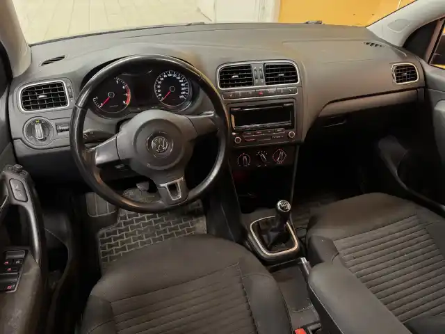Ruskea Viistoperä, Volkswagen Polo – IKO-980