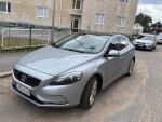 Harmaa Viistoperä, Volvo V40 – IKS-414, kuva 1