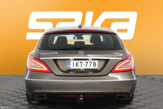Harmaa Farmari, Mercedes-Benz CLS – IKT-778
