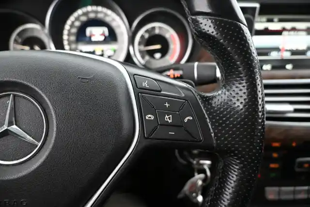 Harmaa Farmari, Mercedes-Benz CLS – IKT-778