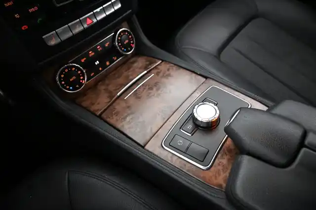 Harmaa Farmari, Mercedes-Benz CLS – IKT-778