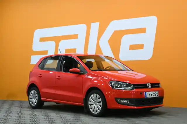 Punainen Viistoperä, Volkswagen Polo – IKV-292