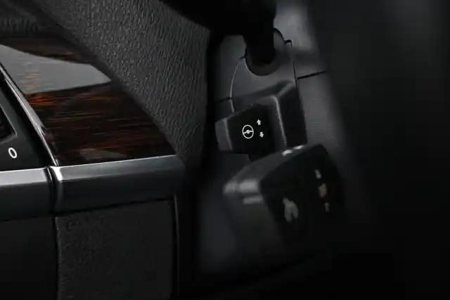 Ruskea (beige) Farmari, BMW X5 – ILB-343