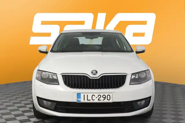 Valkoinen Viistoperä, Skoda Octavia – ILC-290
