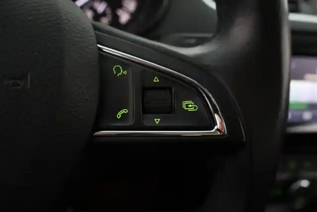 Valkoinen Viistoperä, Skoda Octavia – ILC-290
