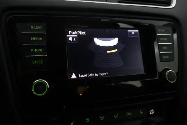 Valkoinen Viistoperä, Skoda Octavia – ILC-290