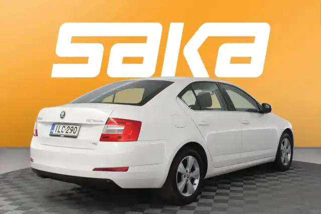 Valkoinen Viistoperä, Skoda Octavia – ILC-290