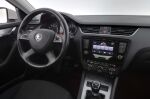 Valkoinen Viistoperä, Skoda Octavia – ILC-290, kuva 10