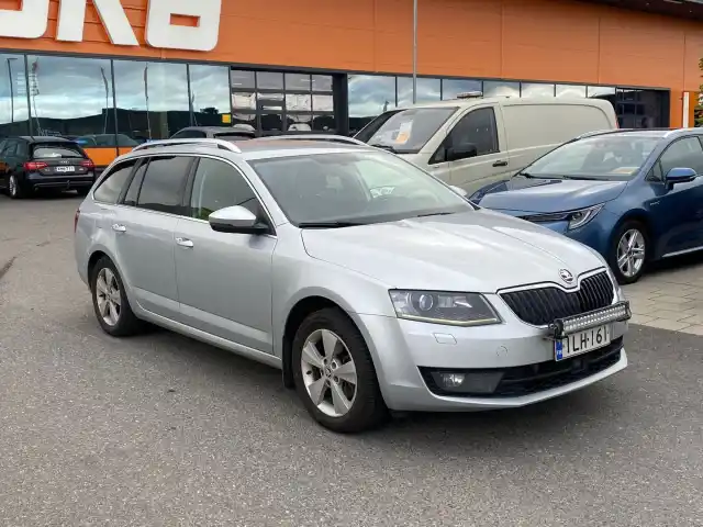 Hopea Farmari, Skoda Octavia – ILH-161