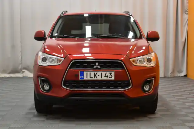 Punainen Maastoauto, Mitsubishi ASX – ILK-143