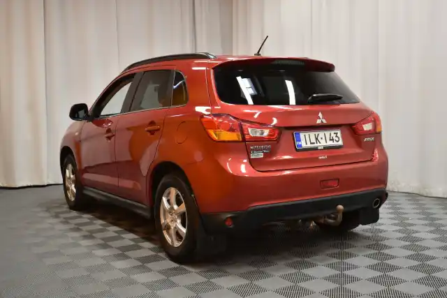 Punainen Maastoauto, Mitsubishi ASX – ILK-143