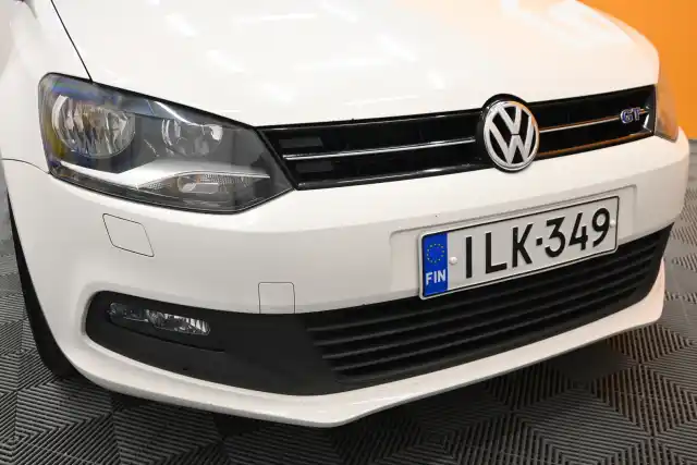 Valkoinen Viistoperä, Volkswagen Polo – ILK-349