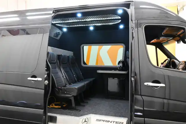 Musta Kuorma-auto, Mercedes-Benz Sprinter – ILK-545