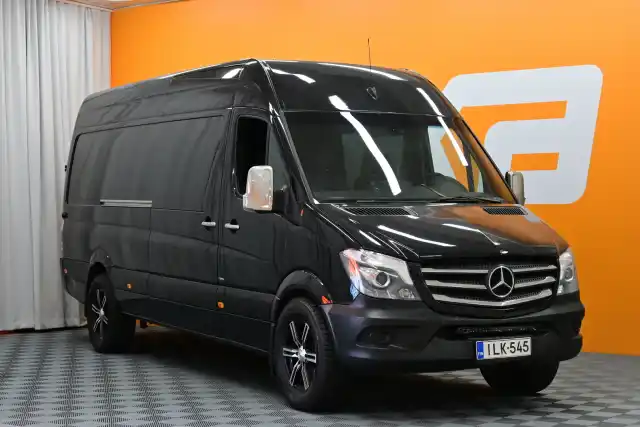 Musta -, Mercedes-Benz Sprinter – ILK-545