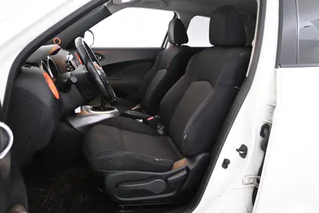 Valkoinen Viistoperä, Nissan Juke – ILL-884