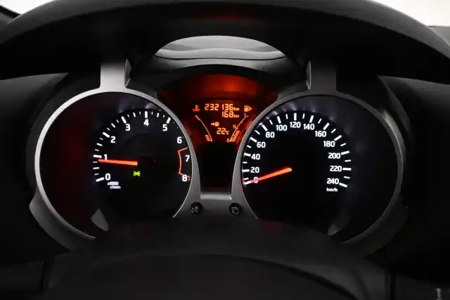 Valkoinen Viistoperä, Nissan Juke – ILL-884