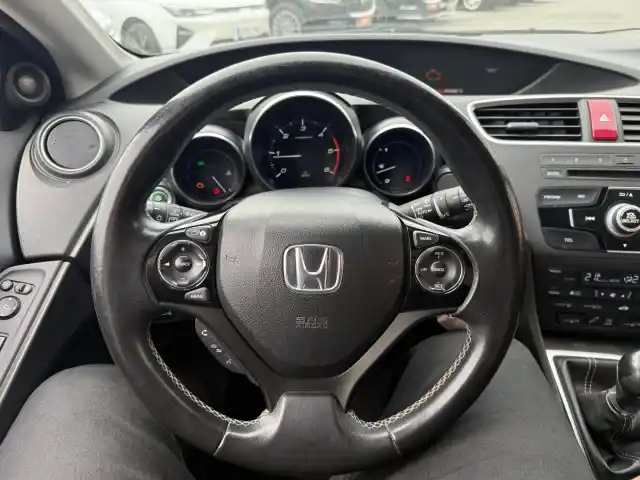 Musta Farmari, Honda Civic – ILO-458