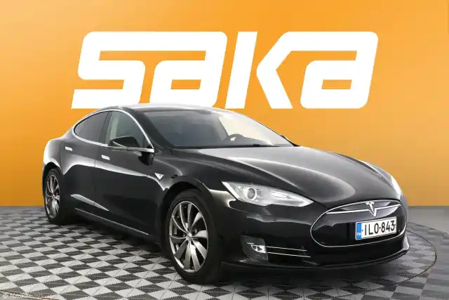 Musta Viistoperä, Tesla Model S – ILO-843