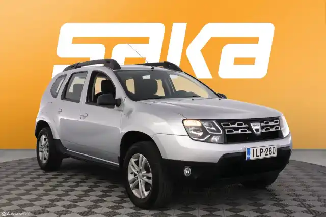 Harmaa Maastoauto, Dacia Duster – ILP-280