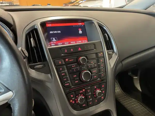 Harmaa Farmari, Opel Astra – ILP-594