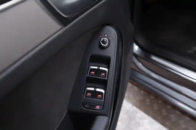 Harmaa Viistoperä, Audi A5 – ILP-722