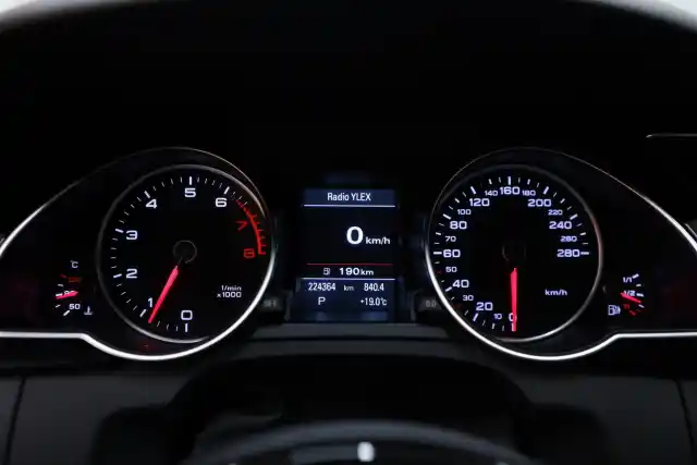 Harmaa Viistoperä, Audi A5 – ILP-722