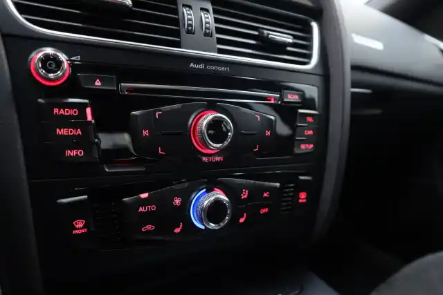 Harmaa Viistoperä, Audi A5 – ILP-722