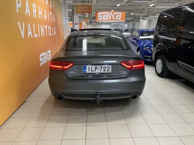 Harmaa Viistoperä, Audi A5 – ILP-722