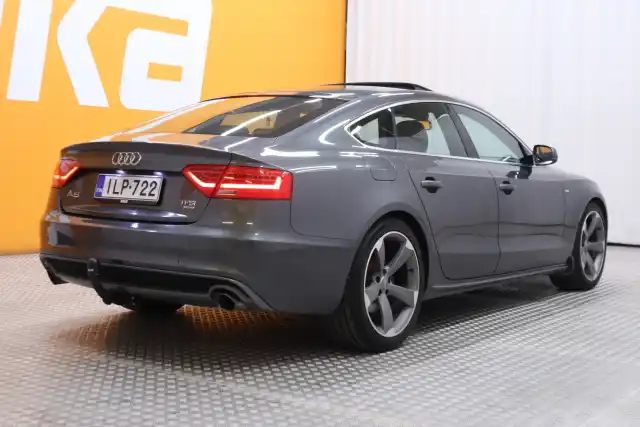 Harmaa Viistoperä, Audi A5 – ILP-722