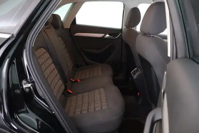 Musta Maastoauto, Audi Q3 – ILS-592